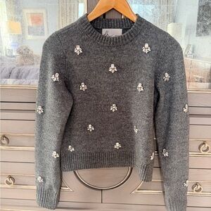 dh NEW YORK Charcoal Sweater with White Floral Accents  xs